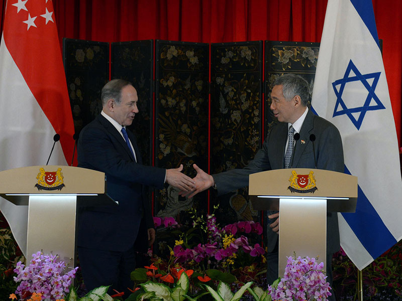 PM Netanyahu with Singapore PM Lee Hsien Loong